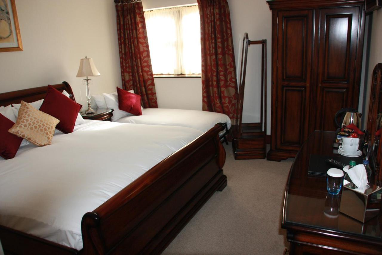 Chester Beatty Inn Ashford ภายนอก รูปภาพ