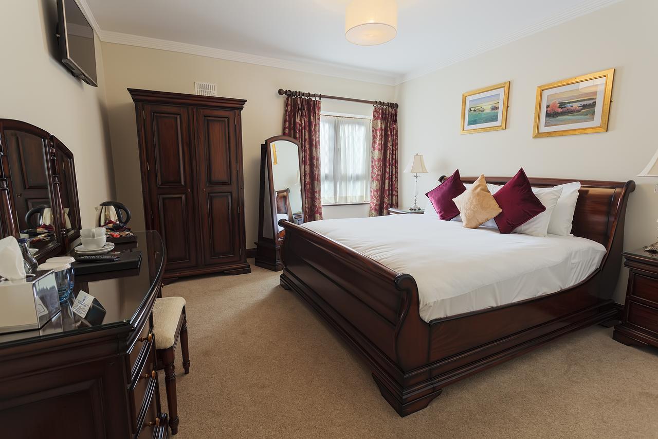 Chester Beatty Inn Ashford ภายนอก รูปภาพ
