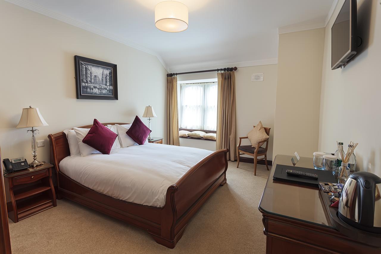 Chester Beatty Inn Ashford ภายนอก รูปภาพ