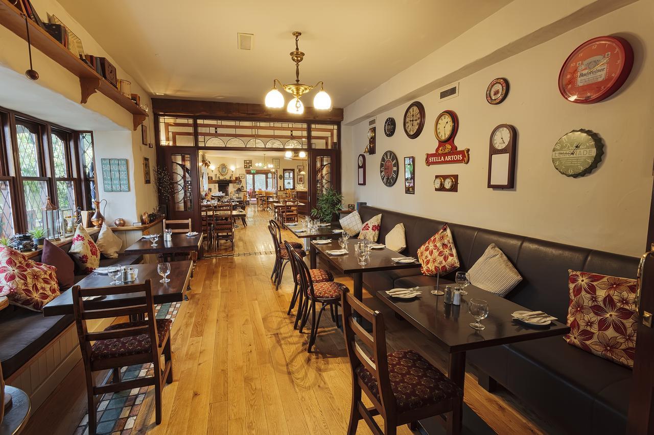 Chester Beatty Inn Ashford ภายนอก รูปภาพ