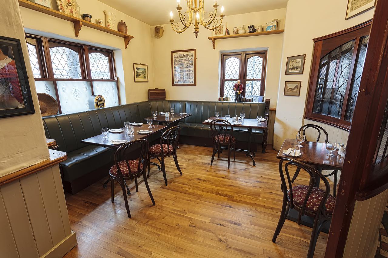 Chester Beatty Inn Ashford ภายนอก รูปภาพ